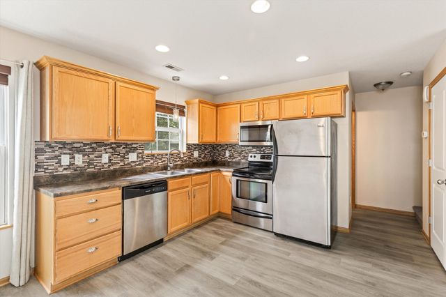 2150 NE 18th Street 102, Grimes, IA 50111