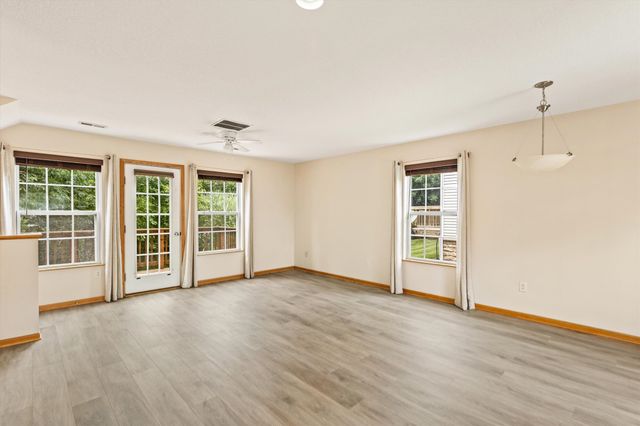 2150 NE 18th Street 102, Grimes, IA 50111