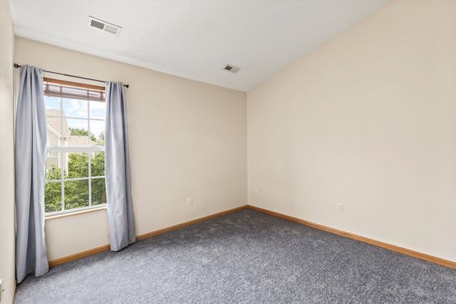 2150 NE 18th Street 102, Grimes, IA 50111