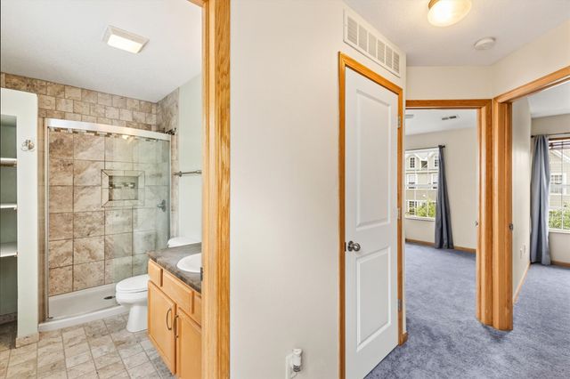 2150 NE 18th Street 102, Grimes, IA 50111