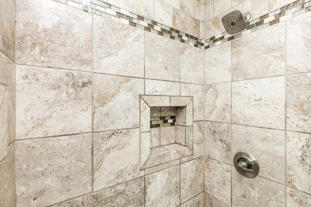 2150 NE 18th Street 102, Grimes, IA 50111