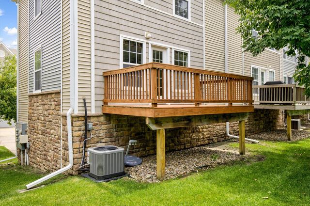 2150 NE 18th Street 102, Grimes, IA 50111