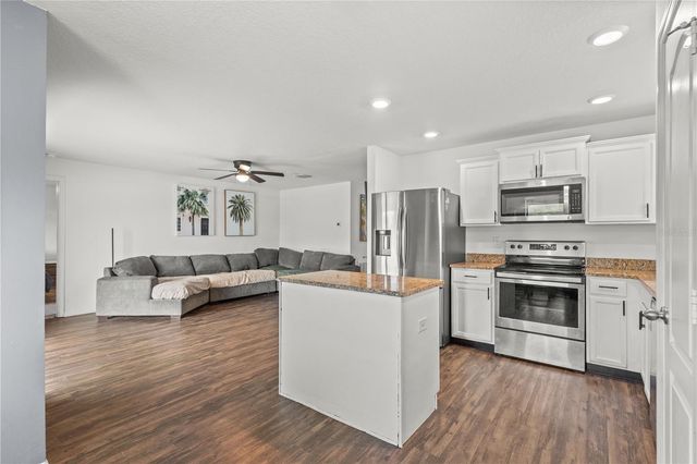 1731 CHATHAM GREEN CIRCLE, Ruskin, FL 33570