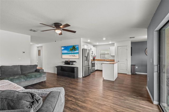 1731 CHATHAM GREEN CIRCLE, Ruskin, FL 33570