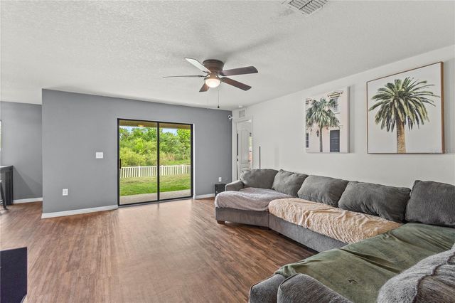 1731 CHATHAM GREEN CIRCLE, Ruskin, FL 33570