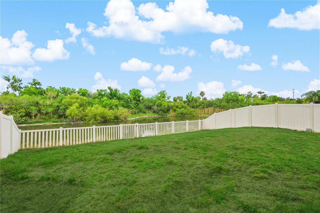 1731 CHATHAM GREEN CIRCLE, Ruskin, FL 33570