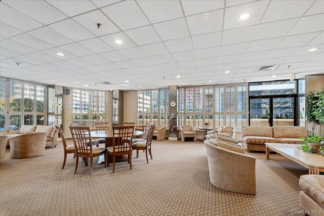 25 Rockledge Avenue 105W, White Plains, NY 10601