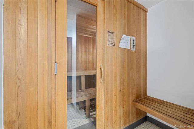 25 Rockledge Avenue 105W, White Plains, NY 10601