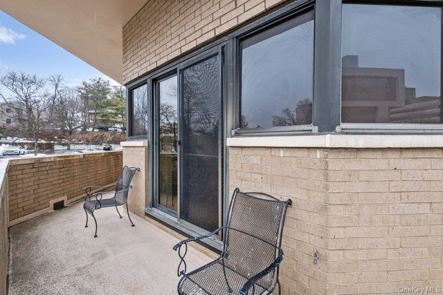 25 Rockledge Avenue 105W, White Plains, NY 10601