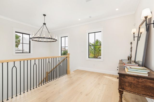 315 Avila Road, West Palm Beach, FL 33405