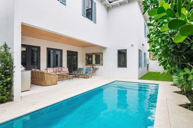 315 Avila Road, West Palm Beach, FL 33405