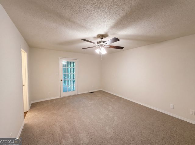 265 Oak Hill Drive, Fayetteville, GA 30214