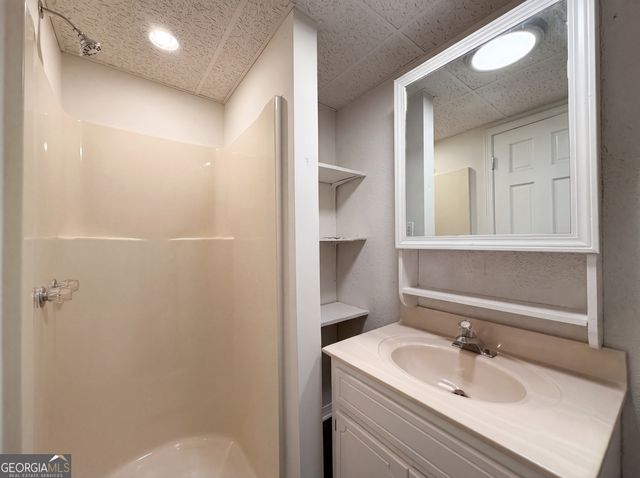 265 Oak Hill Drive, Fayetteville, GA 30214
