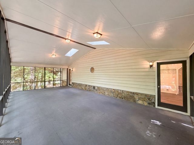 265 Oak Hill Drive, Fayetteville, GA 30214