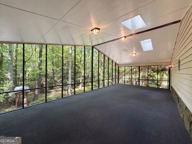 265 Oak Hill Drive, Fayetteville, GA 30214