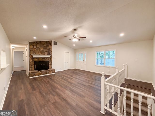 265 Oak Hill Drive, Fayetteville, GA 30214