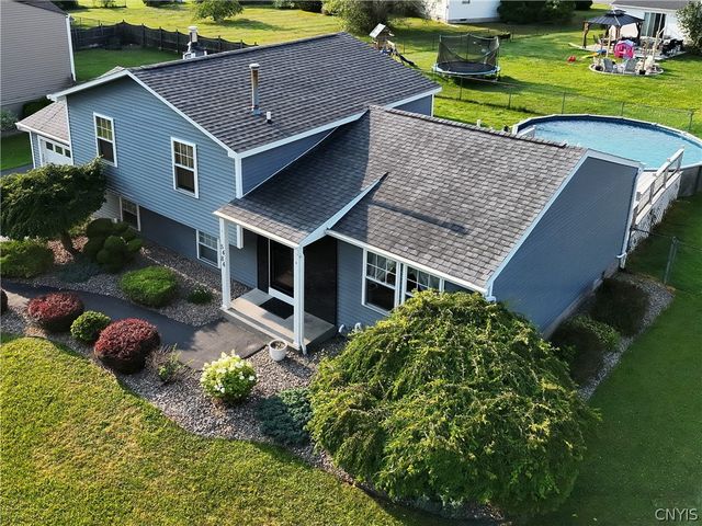 5484 Caughdenoy Road, Clay, NY 13041