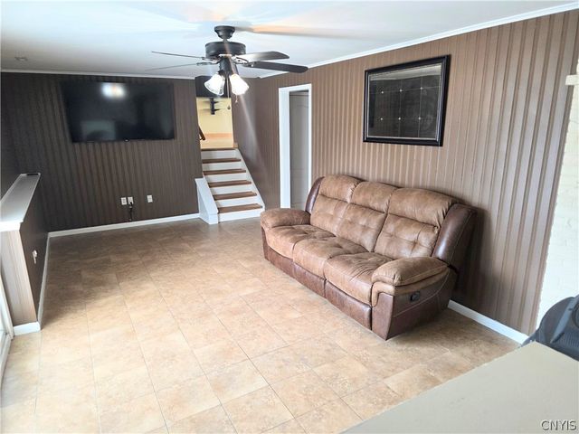 5484 Caughdenoy Road, Clay, NY 13041