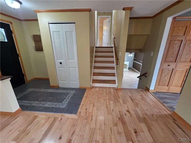 5484 Caughdenoy Road, Clay, NY 13041