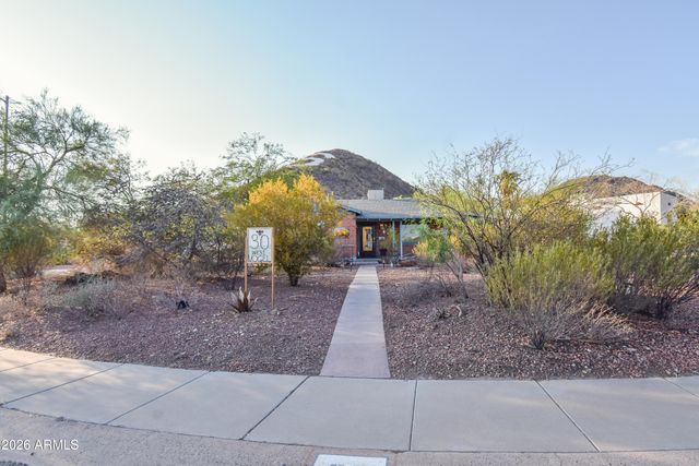 30 W VOGEL Avenue, Phoenix, AZ 85021