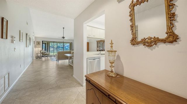 3106 WINDRUSH BOURNE 2, Sarasota, FL 34235