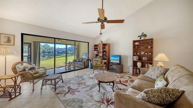 3106 WINDRUSH BOURNE 2, Sarasota, FL 34235