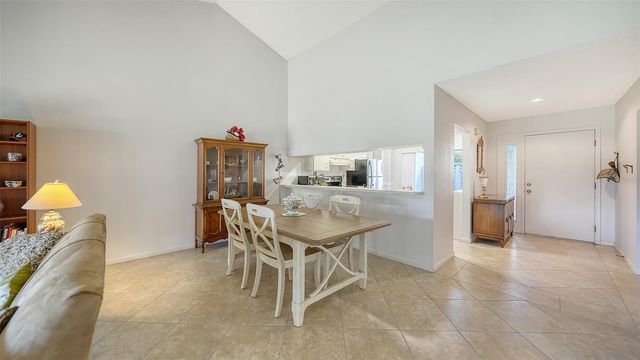 3106 WINDRUSH BOURNE 2, Sarasota, FL 34235