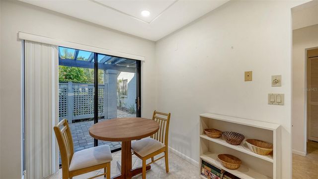 3106 WINDRUSH BOURNE 2, Sarasota, FL 34235