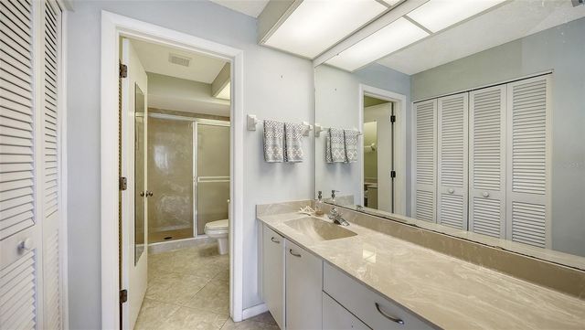 3106 WINDRUSH BOURNE 2, Sarasota, FL 34235