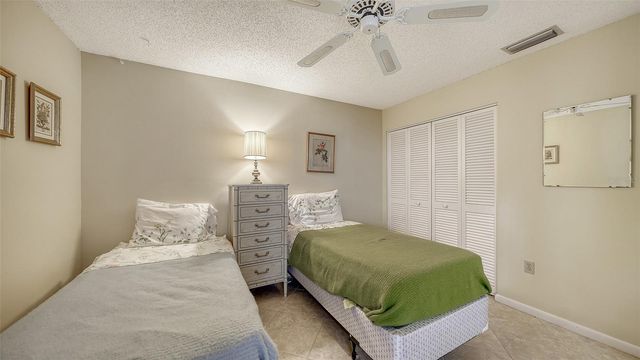 3106 WINDRUSH BOURNE 2, Sarasota, FL 34235
