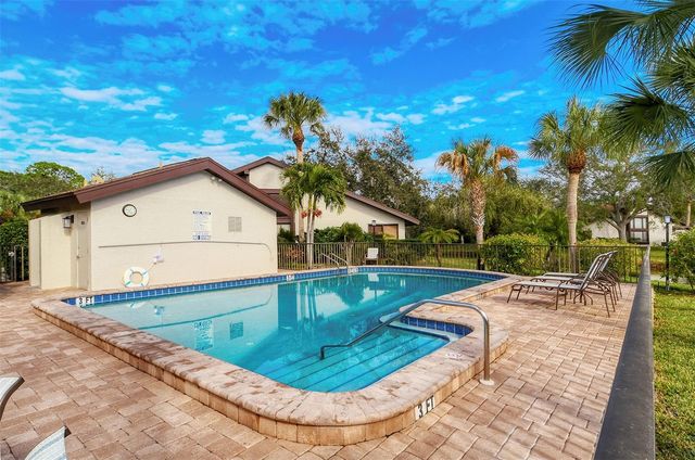 3106 WINDRUSH BOURNE 2, Sarasota, FL 34235