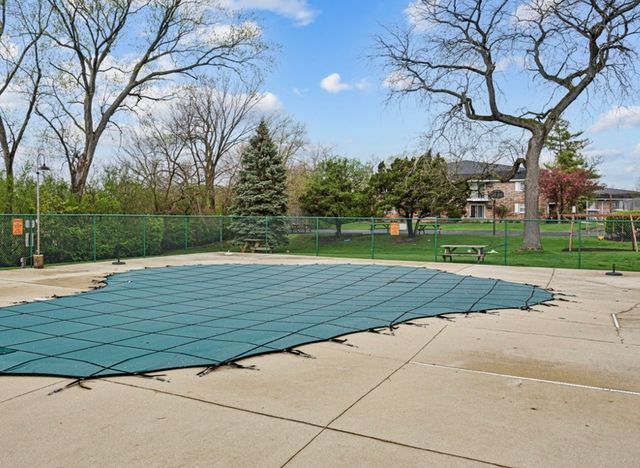 2343 Ogden Avenue N 3, Downers Grove, IL 60515