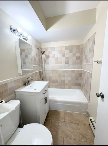 2343 Ogden Avenue N 3, Downers Grove, IL 60515