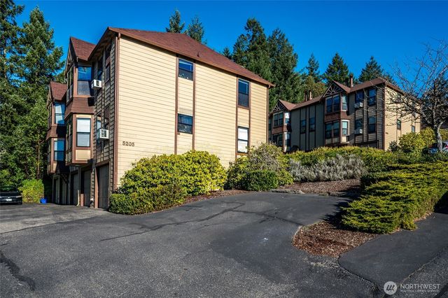 5205 S Orchard Street, University Place, WA 98467