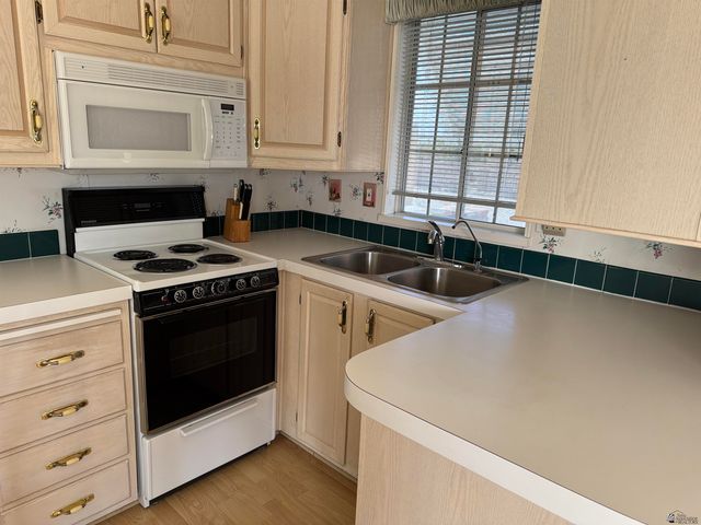14823 E 50 Dr, Yuma, AZ 85367