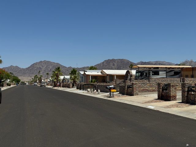 14823 E 50 Dr, Yuma, AZ 85367