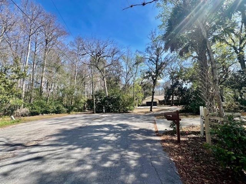 Image 18 of property listing at 0 SOUTHWOOD COURT, New Port Richey, FL 34654