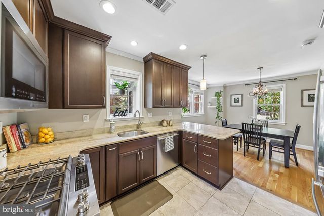 3724 2ND ST S, Arlington, VA 22204