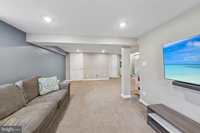 3724 2ND ST S, Arlington, VA 22204