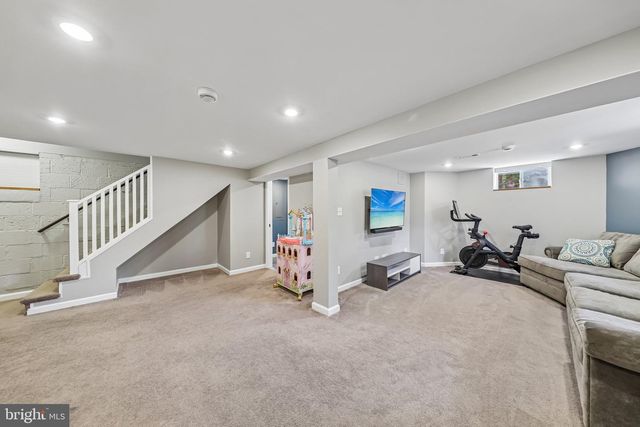 3724 2ND ST S, Arlington, VA 22204
