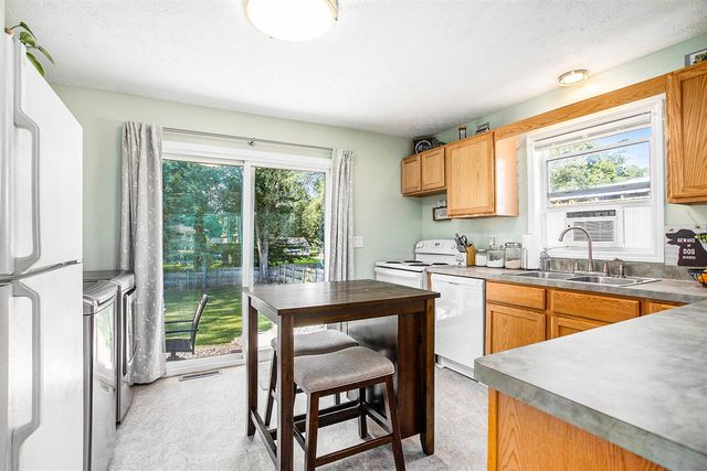 134 Creekview Drive, Battle Creek, MI 49037