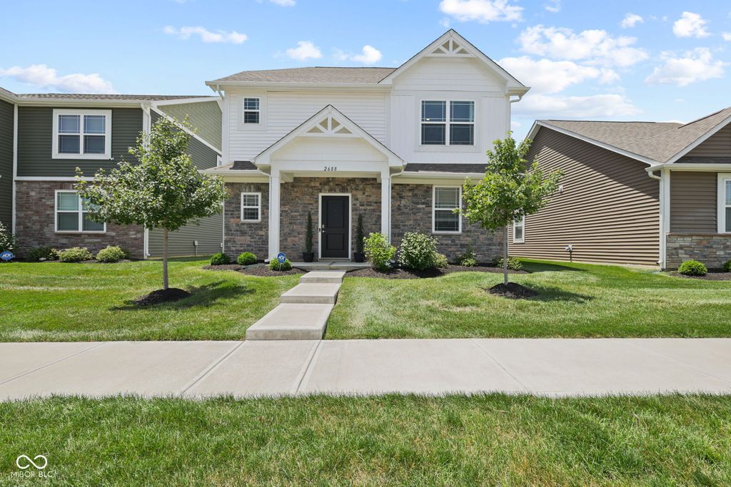 2688 Lamar Drive, Whitestown, IN 46075