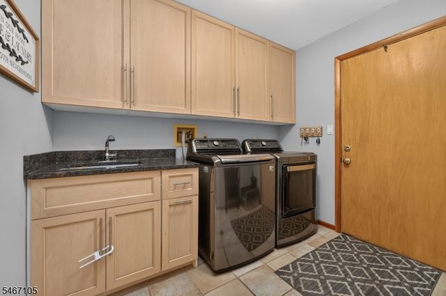 4 Craig Rd, Readington Twp., NJ 08853