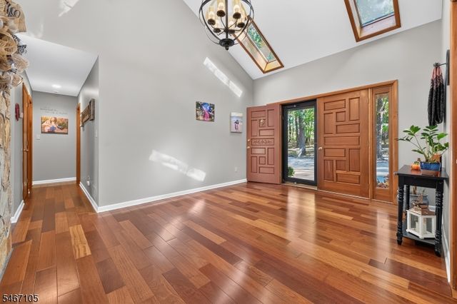 4 Craig Rd, Readington Twp., NJ 08853