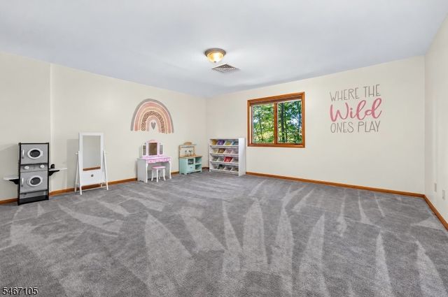 4 Craig Rd, Readington Twp., NJ 08853