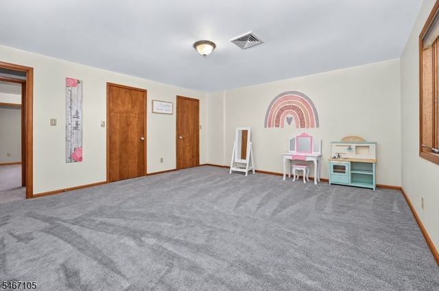 4 Craig Rd, Readington Twp., NJ 08853