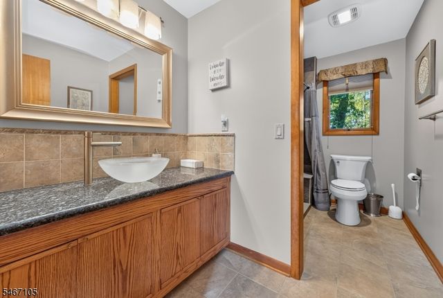 4 Craig Rd, Readington Twp., NJ 08853