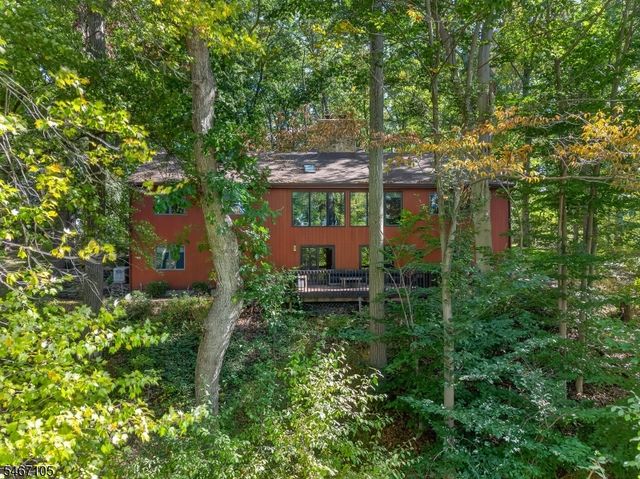 4 Craig Rd, Readington Twp., NJ 08853