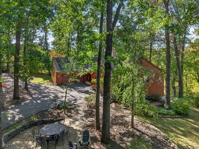 4 Craig Rd, Readington Twp., NJ 08853