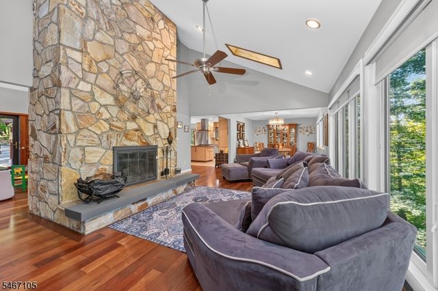 4 Craig Rd, Readington Twp., NJ 08853